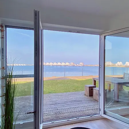 Apartment Pier 21