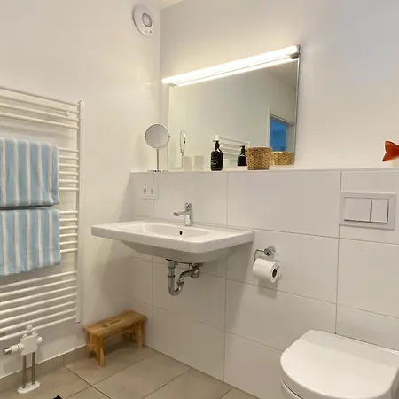 Pier 21 Apartment