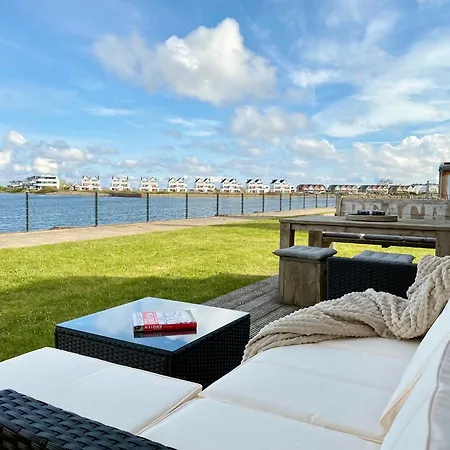 Apartment Pier 21